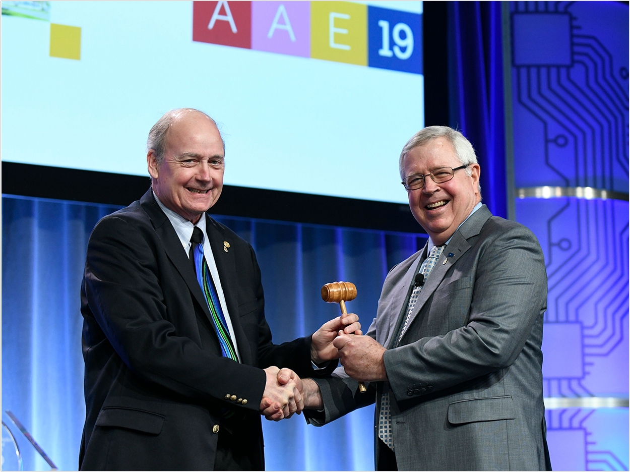 Newswise: Thousands Partake in American Association of Endodontists’ Annual Meeting in Montréal